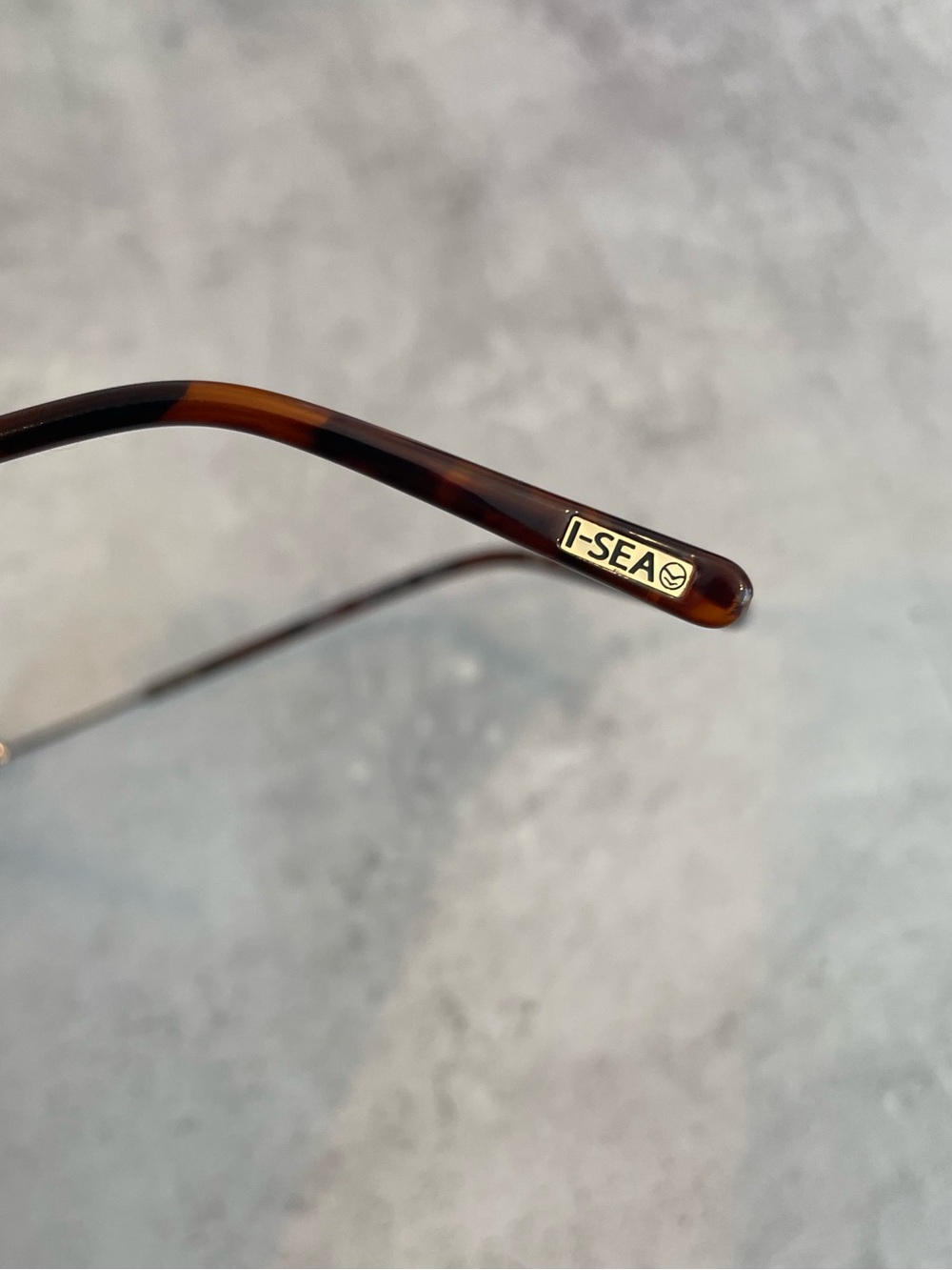 I-Sea Riley Tortoiseshell Sunglasses - Picture 6 of 6